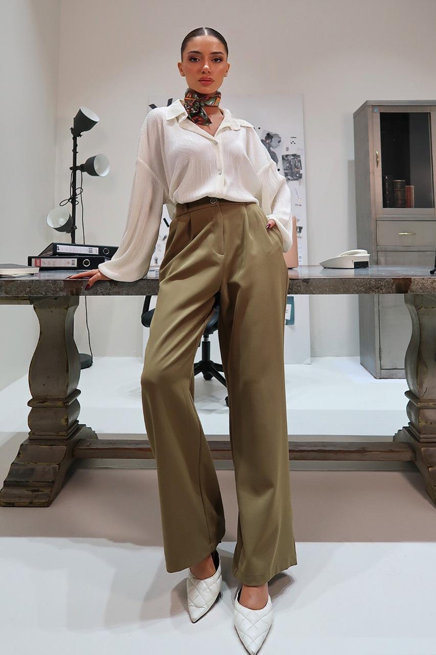 Elegant Wide-Leg Trousers
