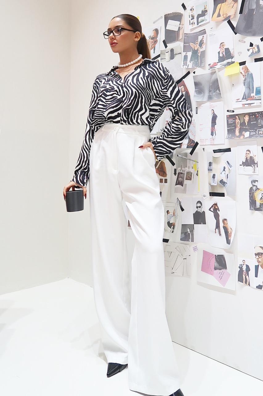 Elegant Wide-Leg Trousers