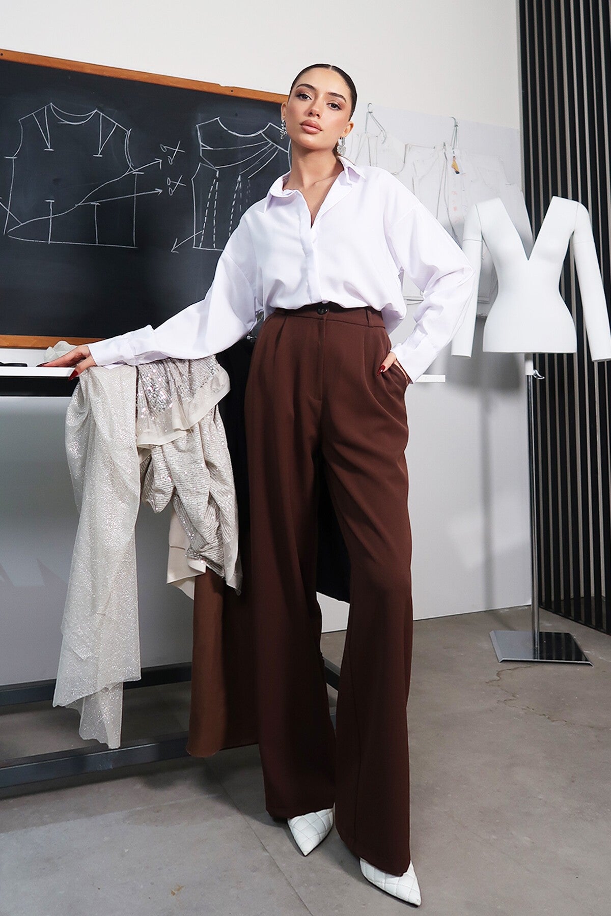 Elegant Wide-Leg Trousers