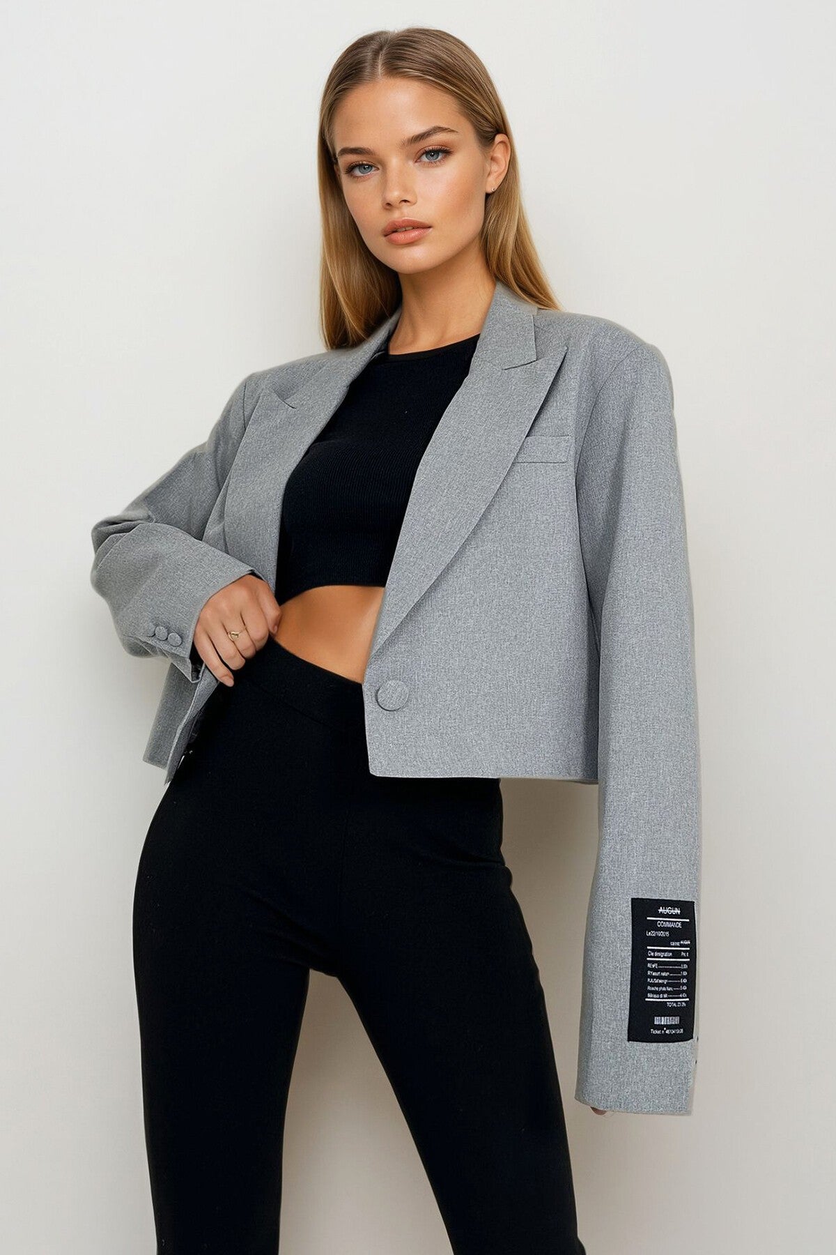 Contemporary Padded Shoulder Crop Blazer