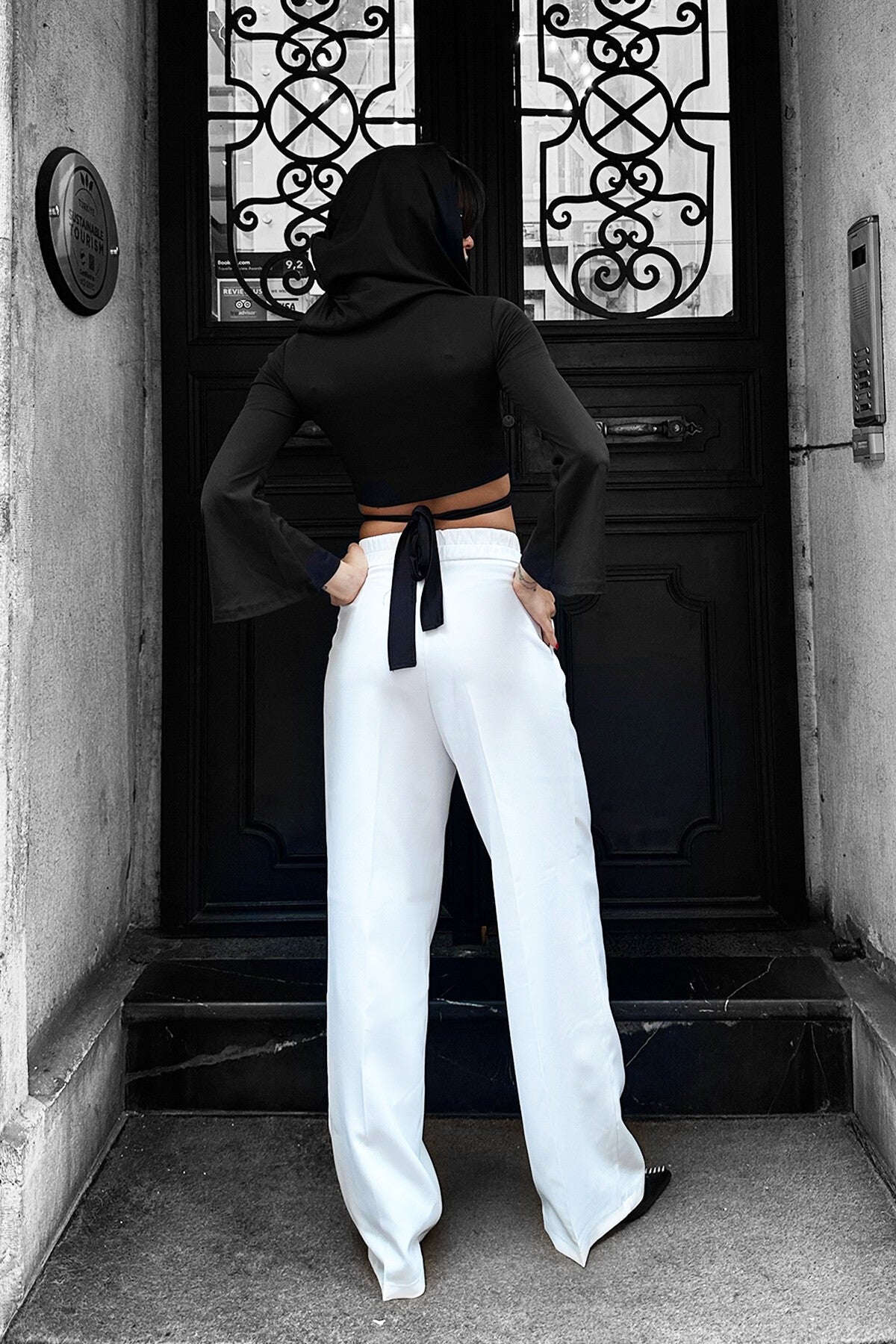 Polished Straight-Leg Pleated Trousers