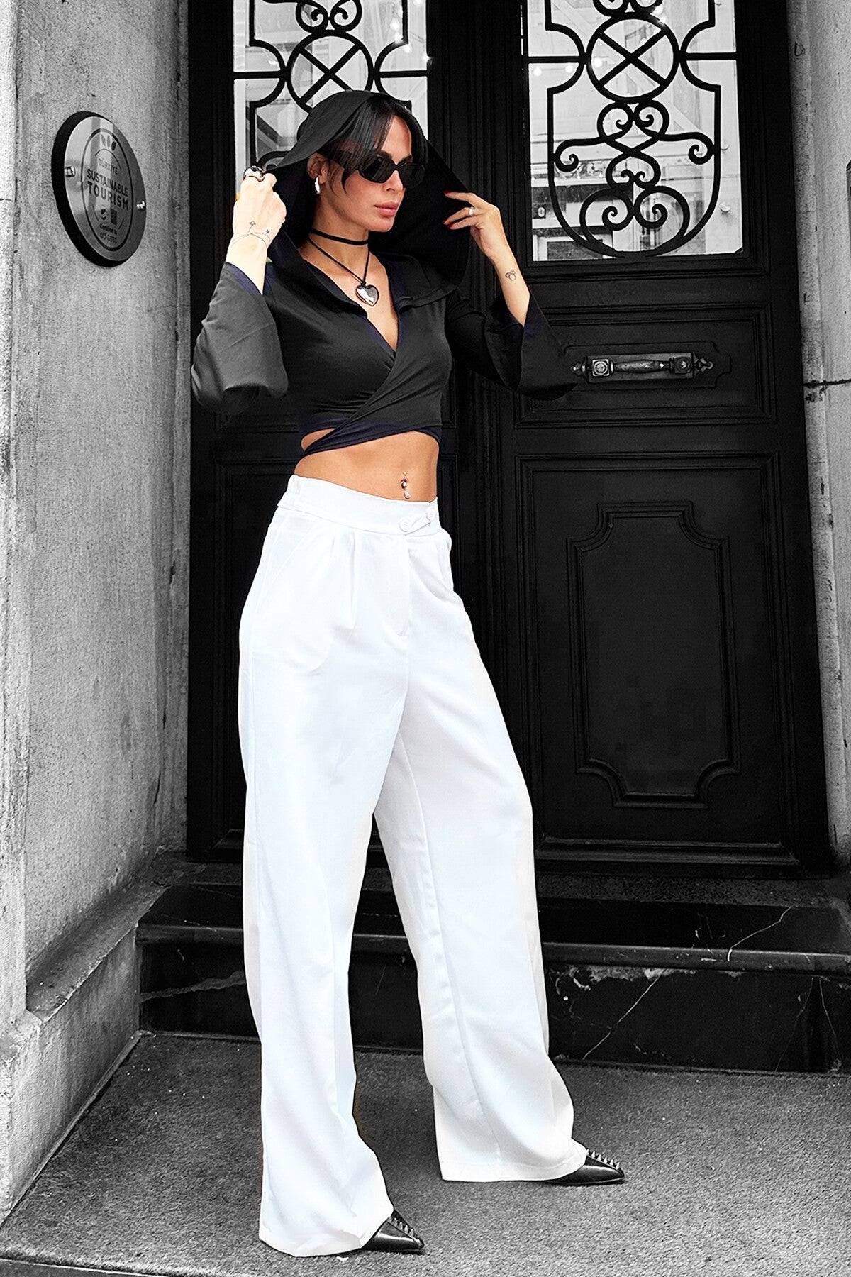 Polished Straight-Leg Pleated Trousers