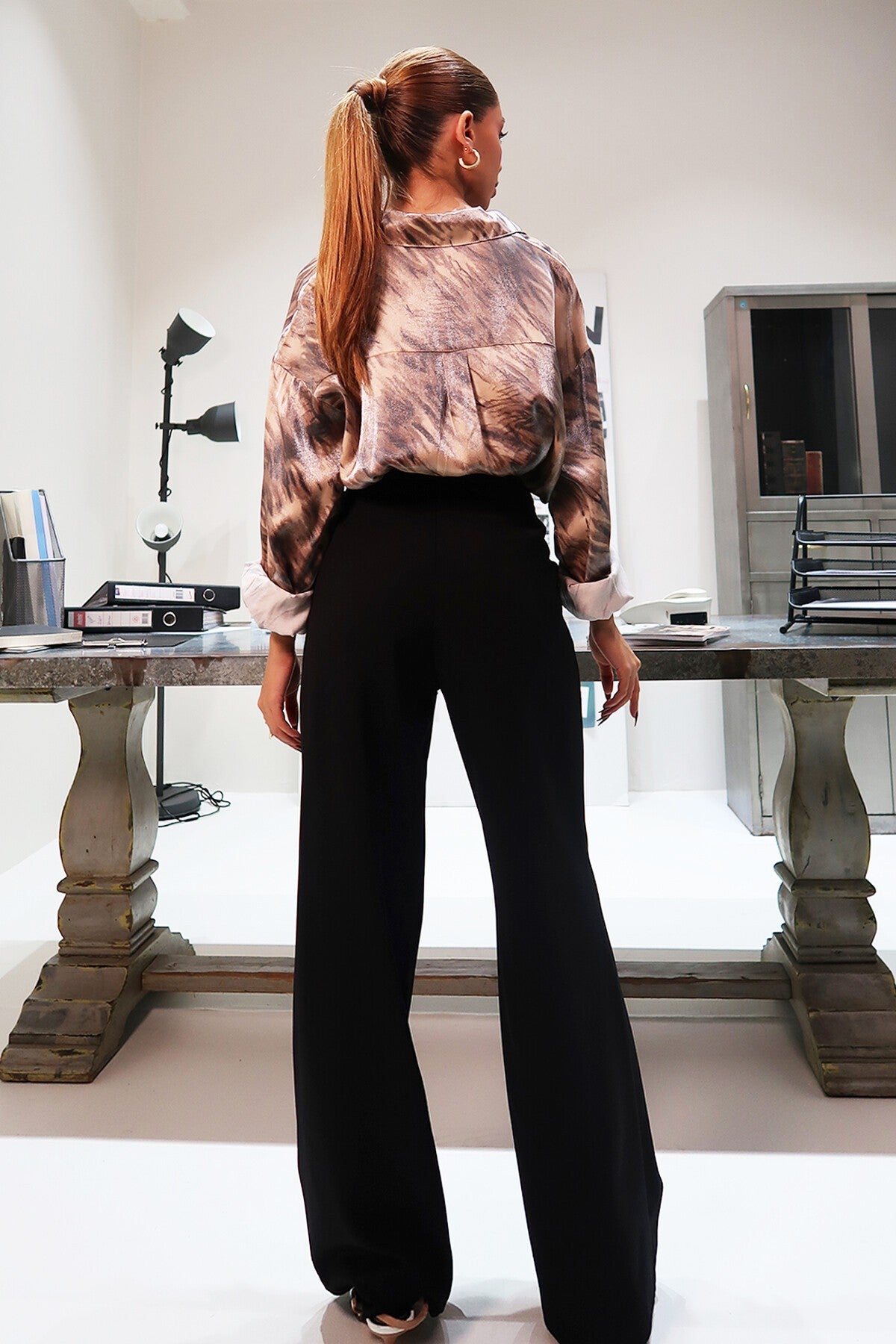 Elegant Wide-Leg Trousers